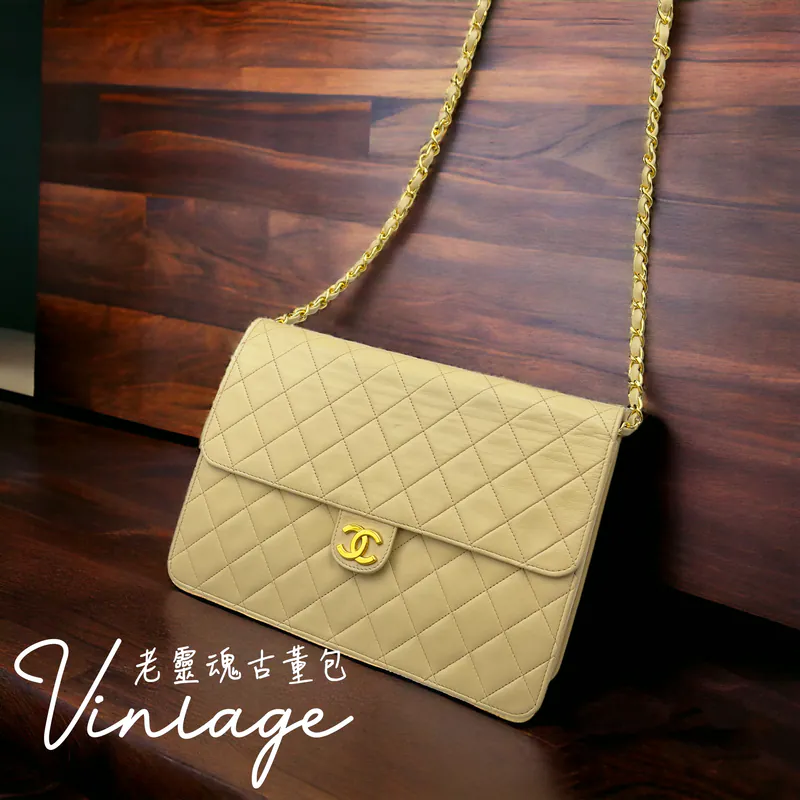 𝐂𝐡𝐚𝐧𝐞𝐥 奶茶釘釦半口蓋