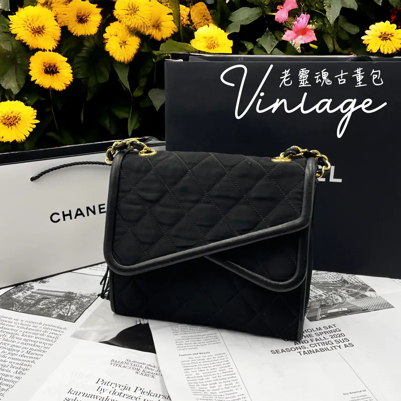 CHANEL 緞面流蘇鏈條包